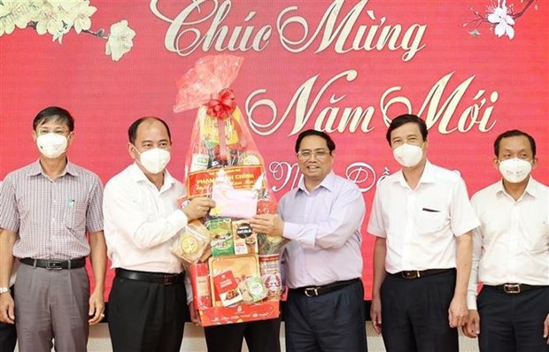 Ho Chi Minh City takes the lead in COVID-19 fight PM